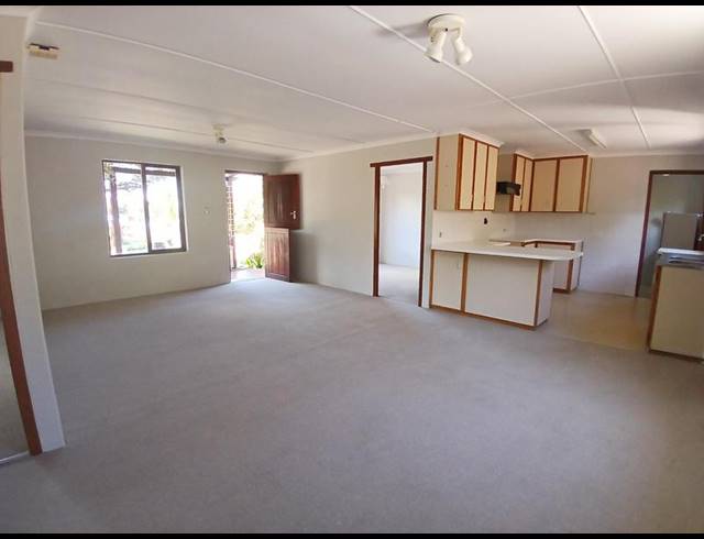2 BEDROOM HOUSE FOR SALE IN STILBAAI-WES